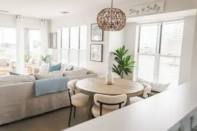 Image de Buccaneer Village 111 | Stay Salty | Beautifully Decorated | Canal Front