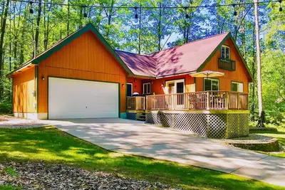 Image de Higgins Lake Retreat - Hike, Swim, Relax!