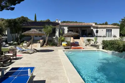 Image de Villa avec piscine, jacuzzi, grand jardin a 7mn des plages des Lecques
