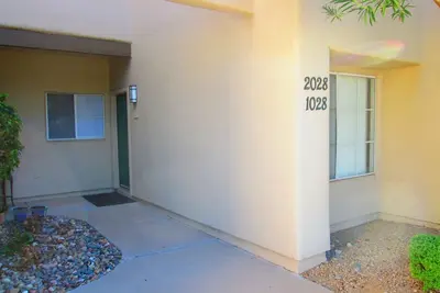 Image de Great first floor condo near everything, yet quiet