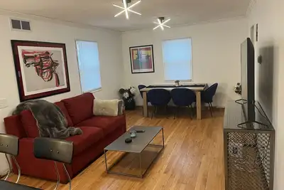 Image de Single Family House on E Wash