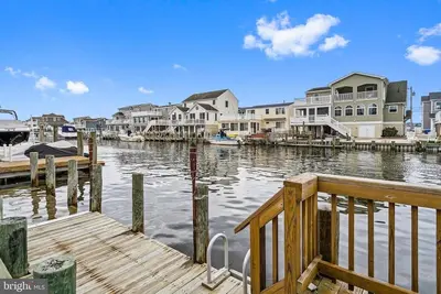 Image de Water Front Lagoon Home - Private Dock w/Kayaks & Paddleboards