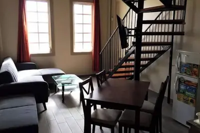 Image de CityViews/ Cozy Mezzanine in the City Center