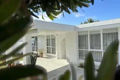 Image de Peninsula Beach Retreat!