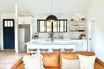 Lux Modern Barnhouse Cabin 1 minute from Hunter Mountain
