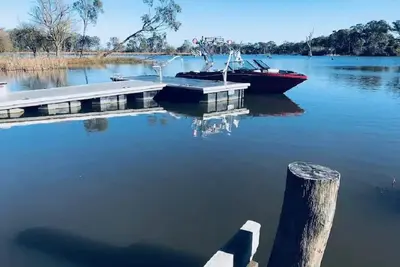 Image de Riverside beauty, water sports galore, family fun and endless space!