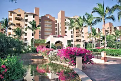 Image de Luxury Beachfront Villa - 2 Bedrm, 1 bdrm, Suite or Studio- 2 min from the beach
