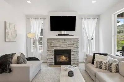 Image de Beautiful Ski \/ Summer House - Next to New Deer Valley East!