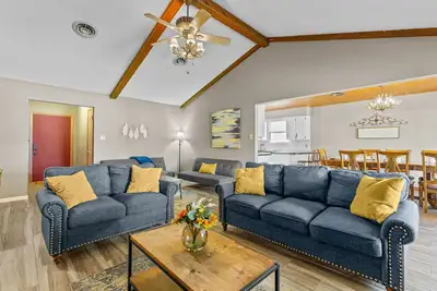 Image de Castlewood Estate ※ near Dyess Afb ※ Patio\/FirePit