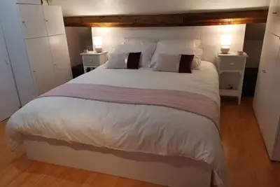 Image de ravissante suite chambre d'hote a 400m du port.