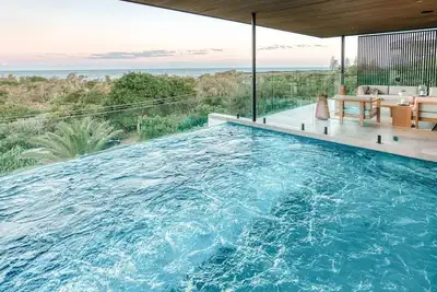 Image de Osprey - A luxurious sunrise to start your day