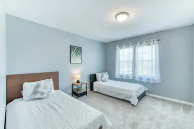 Image de 3br Modern Home W/ Pool & Sunroom, National Harbor