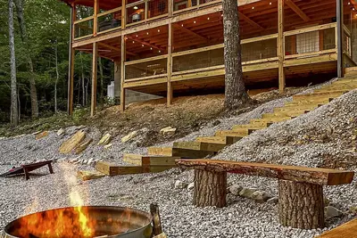 Image de Moondance Cabin at Red River Gorge - Hot Tub