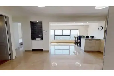 Image de Amazing 3br\/2rr Apt. Mountain View\/Balcony\/