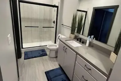 Image de Ju'Elle Blue Luxury One Bedroom Apartment!