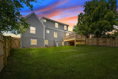 Image de Pet Friendly/4 Br/2 Game Rooms w/Pool Table & Xbox, 10 Min to Downtown, Sleeps 8