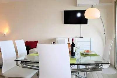 Image de Appartement 3 Pièces, 4 Couchages, Villeneuve Loubet Plage