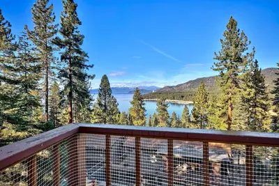 Image de Lx007 Skyfall lakeview house with dry sauna close to Edgewood