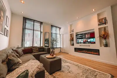 Image de Coolest Apartment in Haarlem City - close to Beach and Amsterdam