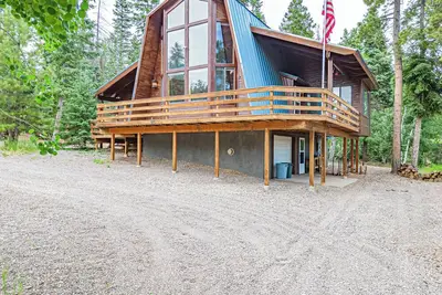 Image de Moonlight Ridge - Cabin with wood burning stove & pool table near National Parks