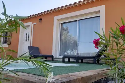 Image de Pretty house with swimming pool at the foot of Ventoux