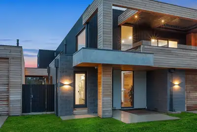 Image de Designer House by the Village and Beach