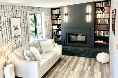 Image de Modern Luxury Walk To Downtown! !