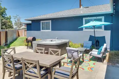 Image de Lodi Escape w/ Private Hot Tub < 1 Mi to Dtwn