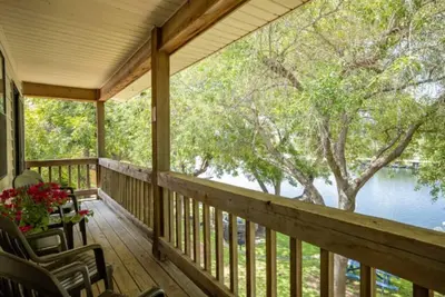 Image de Condo 12, Lakefront with a Beautiful View