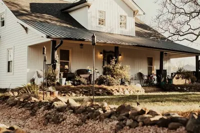 Image de Southern Sage is the perfect getaway!