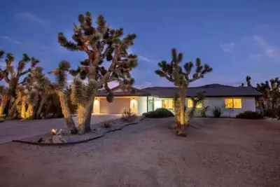 Image de Corral Acres Estate | Hot Tub, Cowboy Pool, Fire Pit, 1. 5 Acres