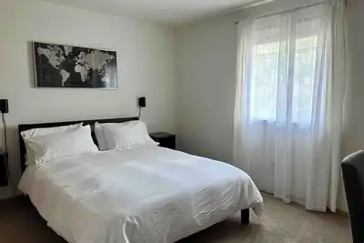 Image de Chic, Simple, Clean Westerville Flat