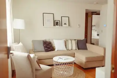 Image de Creative, Modern, Bright Getaway