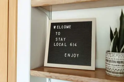 Image de *Newly Remodeled Quaint, Second Floor Flat