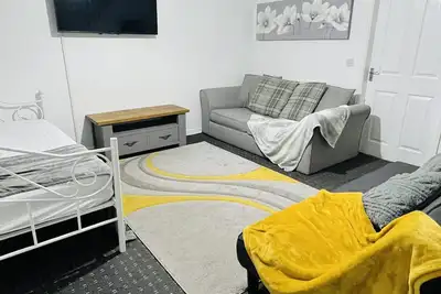 Image de Beautiful house with free parking, near to city centre
