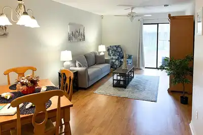 Image de Cozy Condo ~ 5 Mi to University of Florida!