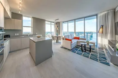 Image de Miami Condo @Hyde Breathtaking WaterViews!