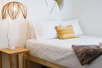 Image de Surf House, Easy walk to beach, 5-Star Rating! Beach Chairs & Wagon Included!