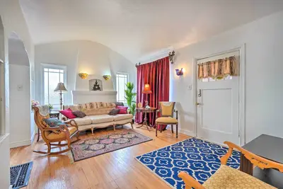 Phoenix Storybook Home - Close to Downtown!