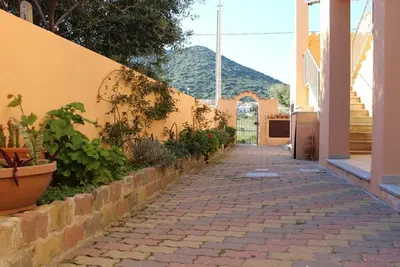 Image de Joli appartement pour 4 personnes avec climatisation, Wifi, Tv, terrasse et parking