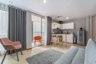 Image de Cyan 1001 · Stylish 2bd Apt 5mins Parque Lleras by Housy Host
