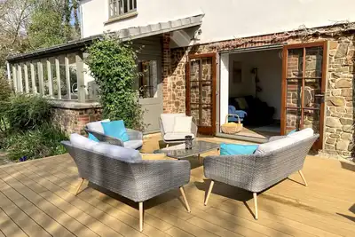 Image de Coast & country luxury cottage in pretty village, w/local pub. Beach 15 mins.