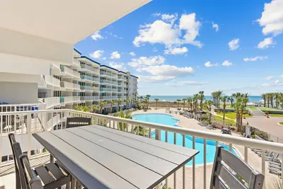 Image de Destin West Gulfside 314 ~ Amazing Beach Views ~ Free Beach Service!