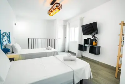 Image de Escuela Village | Duplex avec Patio privé