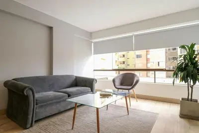 Image de w* | Stylish 1br w/Ac in the Heart of Miraflores