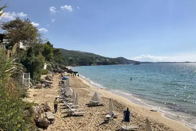 Image de Kefalonia Lassi: elegant 3 bedroom apartments by famous Makris Gyalos beach