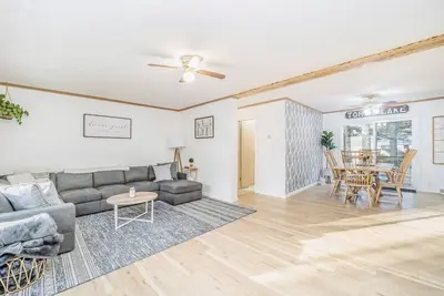 Image de Charming Family Friendly Cottage Near Torch Lake