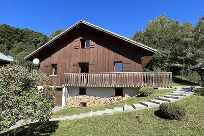 Image de Magnifique chalet idéalement situé sur versant sud, proche du village