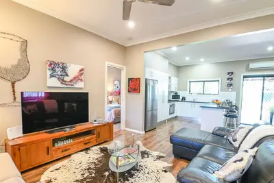 Image de Sterling House - Spacious Deck, Bbq, Pets Allowed