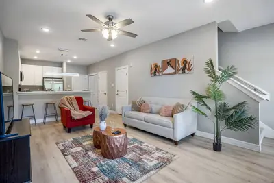 Image de Relax | Rejuvenate | Retreat in Gated Community near Greater Heights